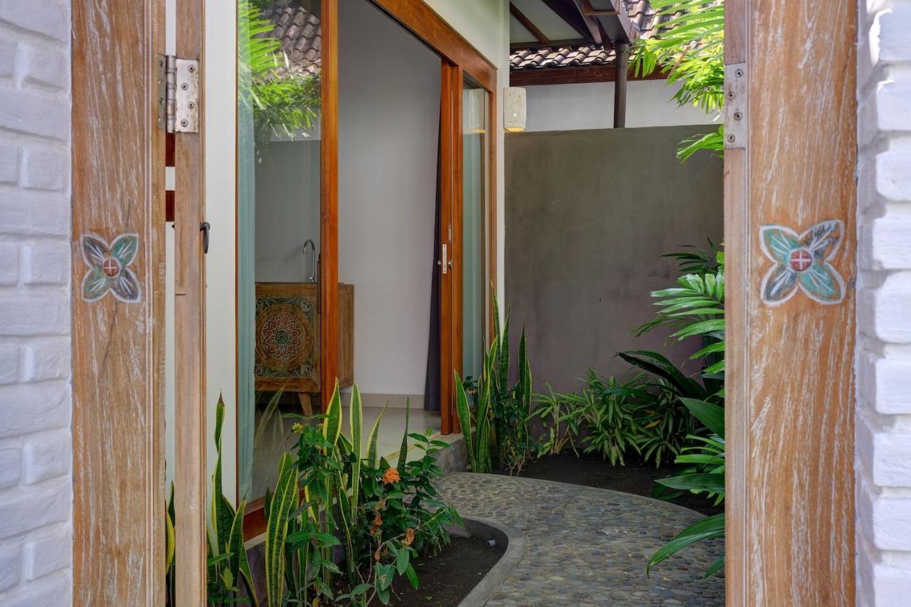 Wide Sands Beach Retreat Pulukan Exterior photo